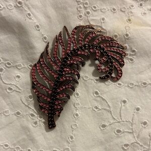 Elegant Pink Feather Brooch